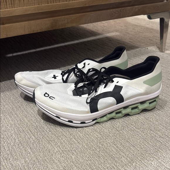 On Running Cloudboom Echo White and Green Sneakers with Cloud Cushioning